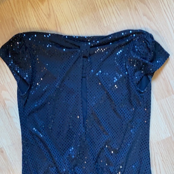 EXPRESS - Picture 2 of 3